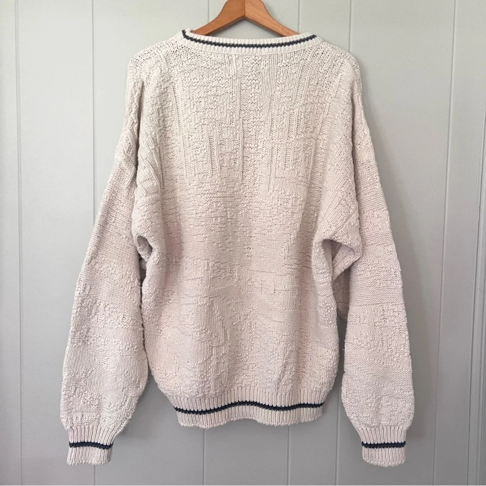 Vintage 90’s Crewneck Chunky Knit  Embroidered Black Lab Dog Sweater Size XL